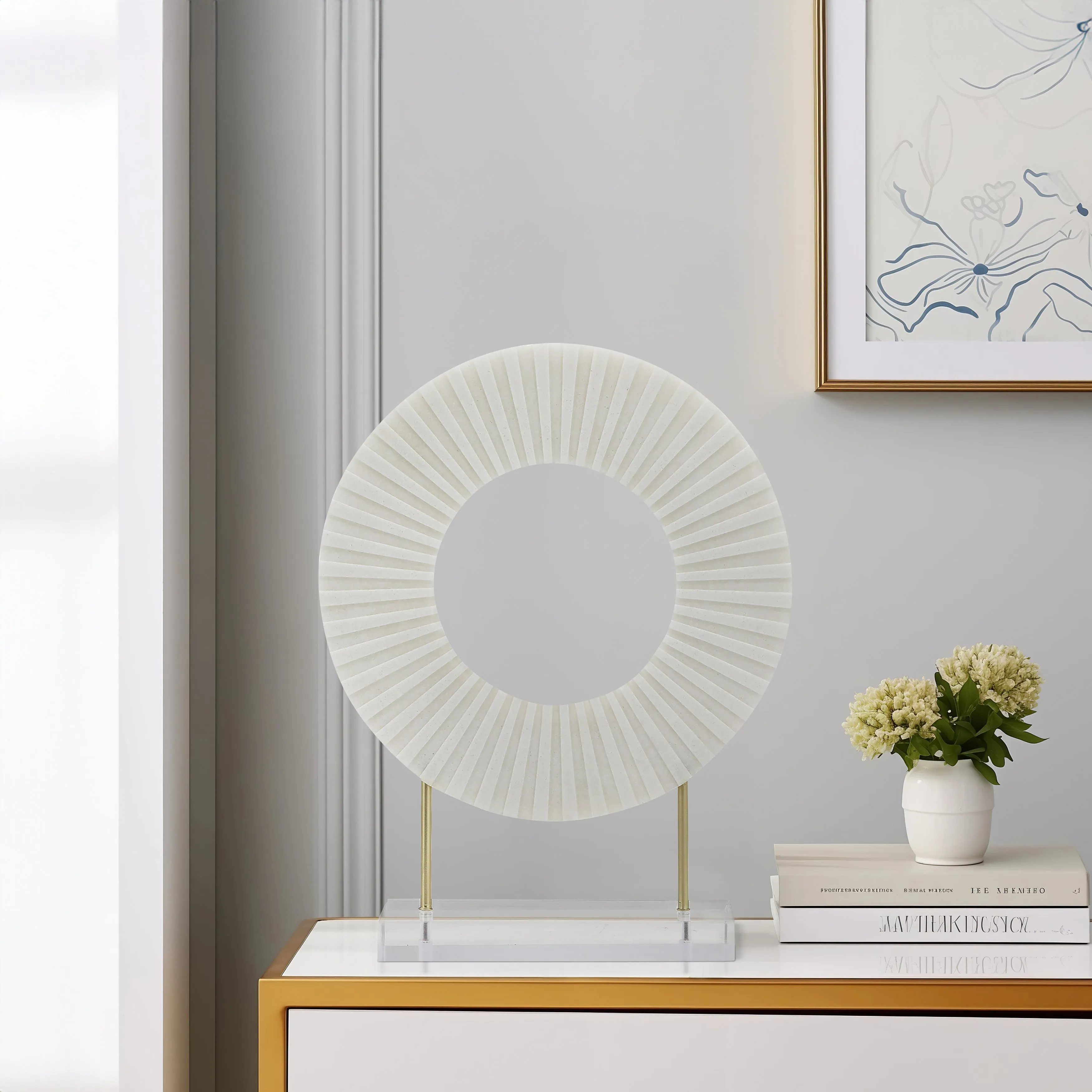 18" GABELLA STATUARY, WHITE
