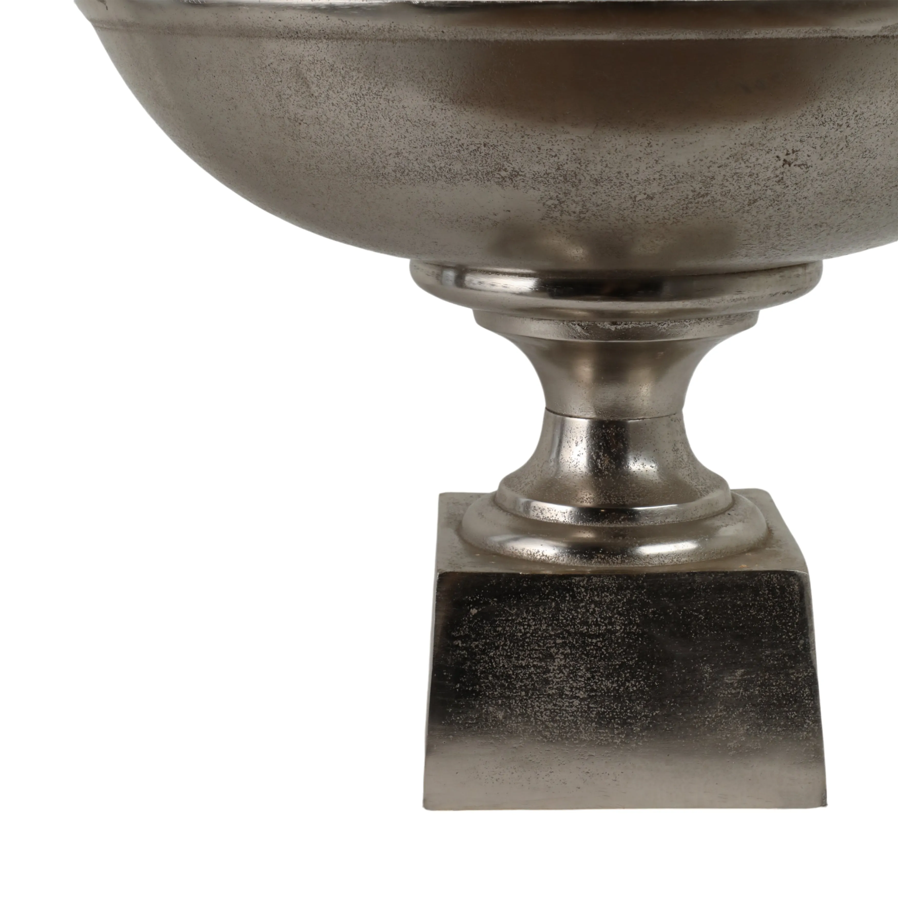 20" Kenosha Silver Aluminum Bowl