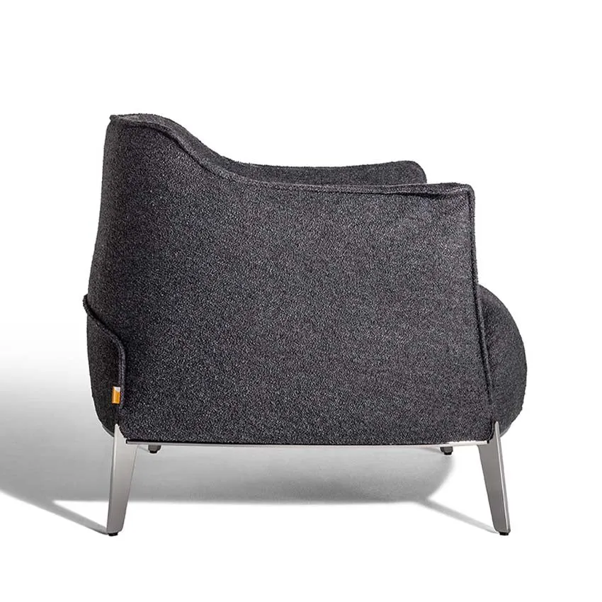 Archibald Gran Comfort Armchair