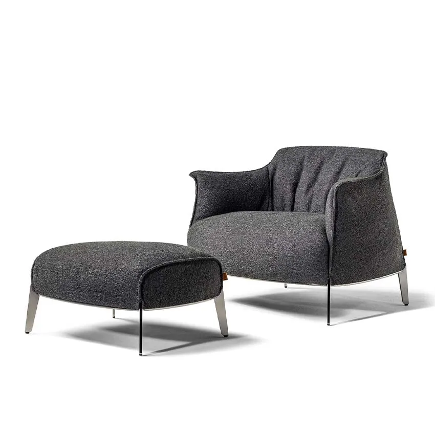 Archibald Gran Comfort Armchair