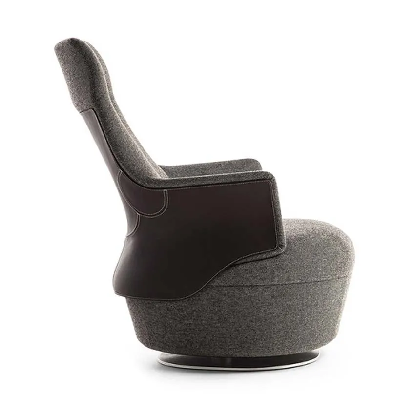 Assaya Armchair