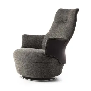 Assaya Armchair