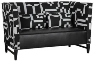 Bastille Settee