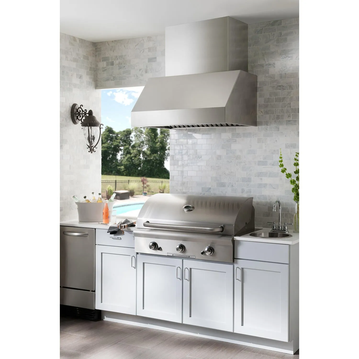 Broan EPD6142SS Broan? 42-Inch Pro-Style Outdoor Range Hood, 1100 Cfm, Stainless Steel
