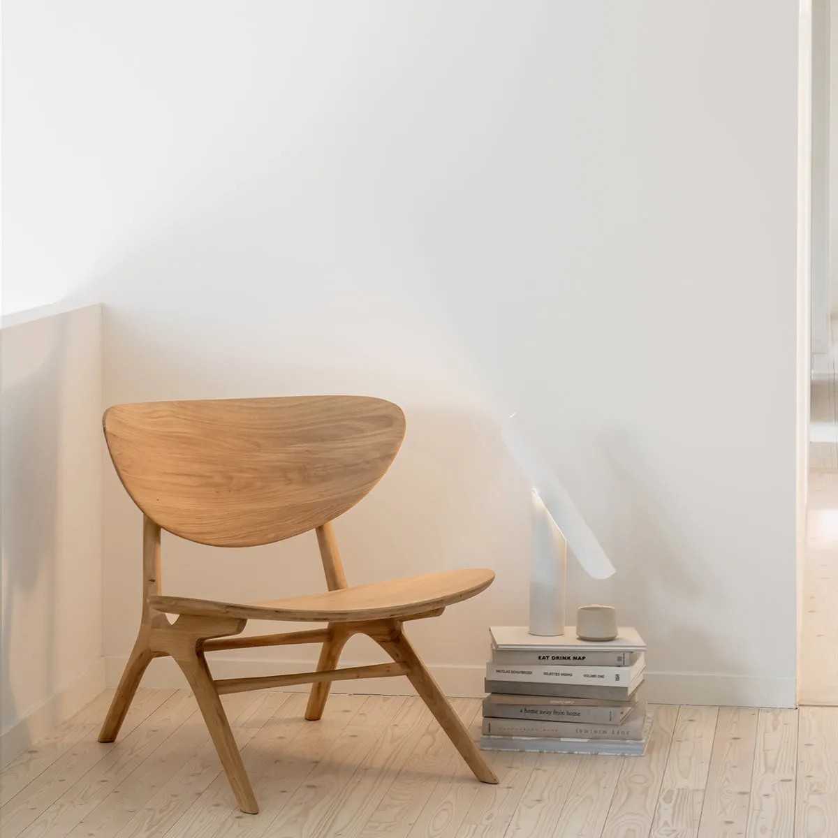 Eye Lounge Chair