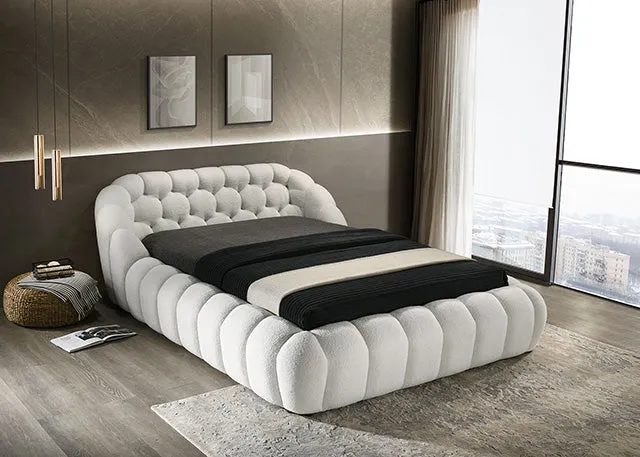 Newquay E.King Bed