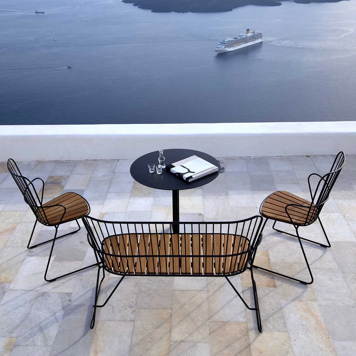 Paon Outdoor Bench