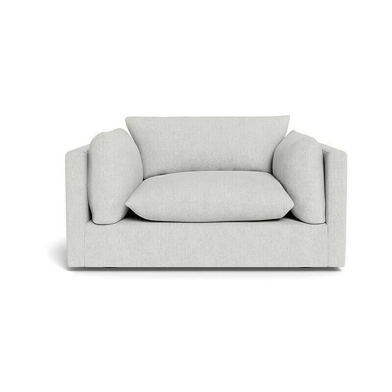 Royal VelvetVibe Accent Chair