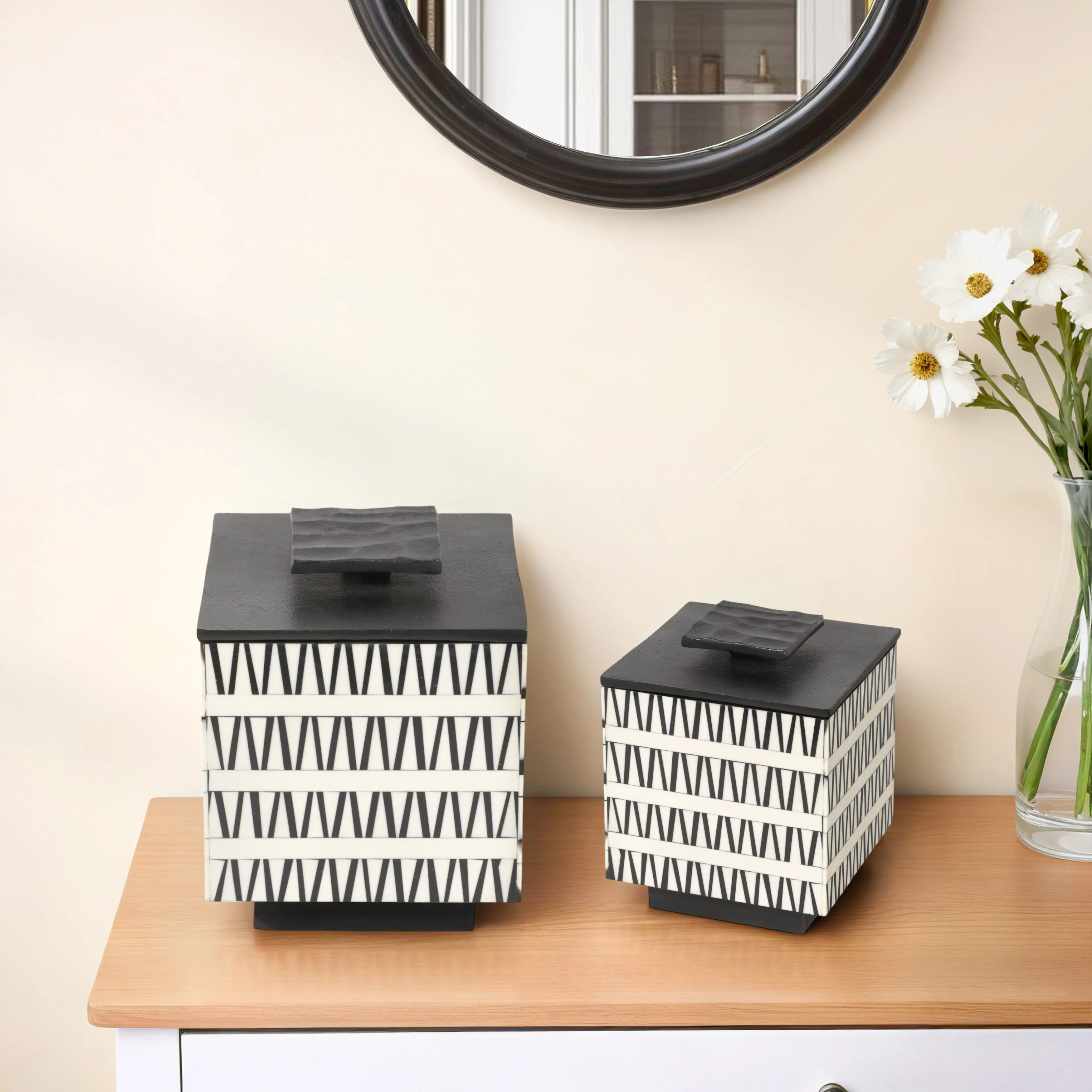S/2 7/10" Gobiel Black & White Resin Boxes