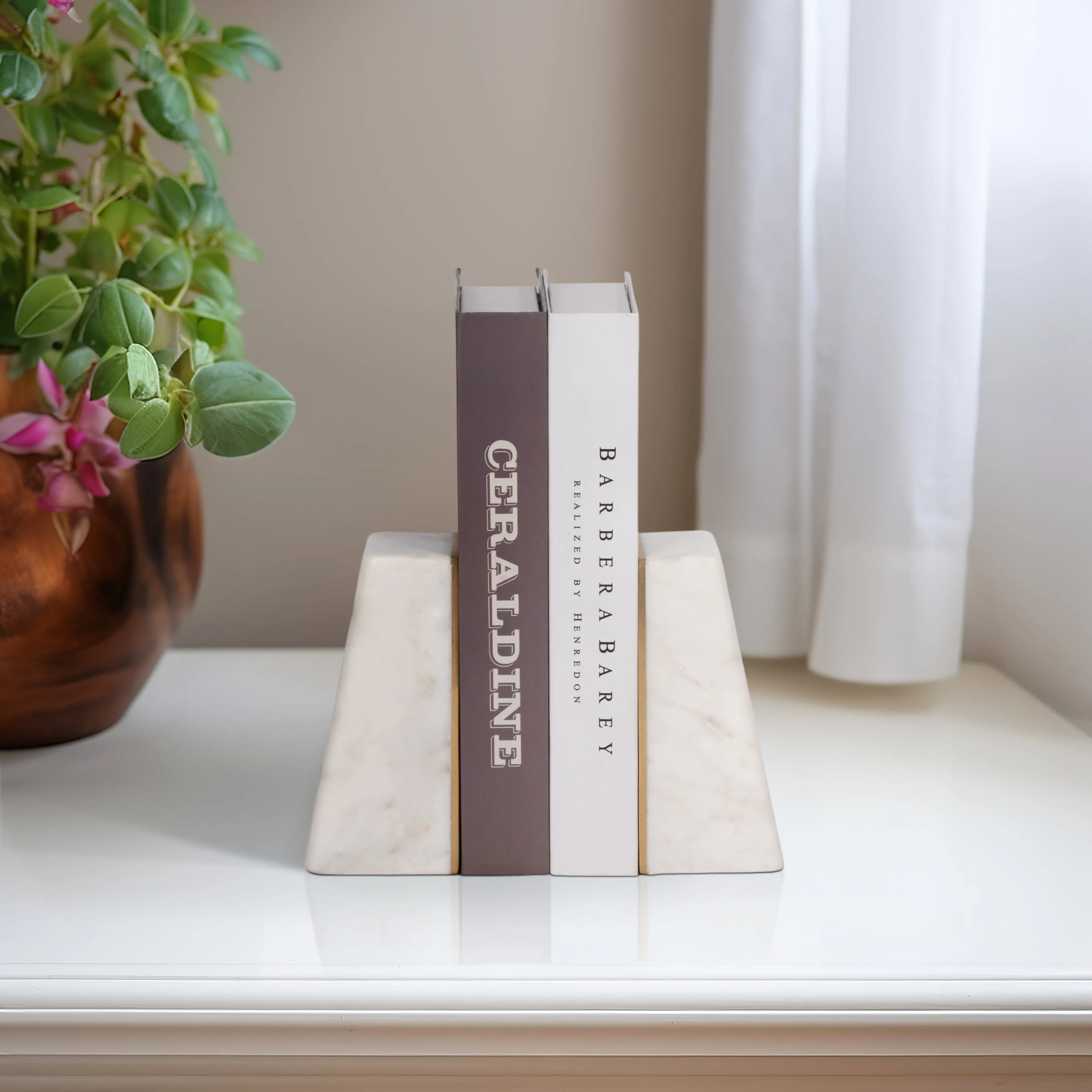 S/2 Marble 6"h Slanted Bookends W/gold Trim,white