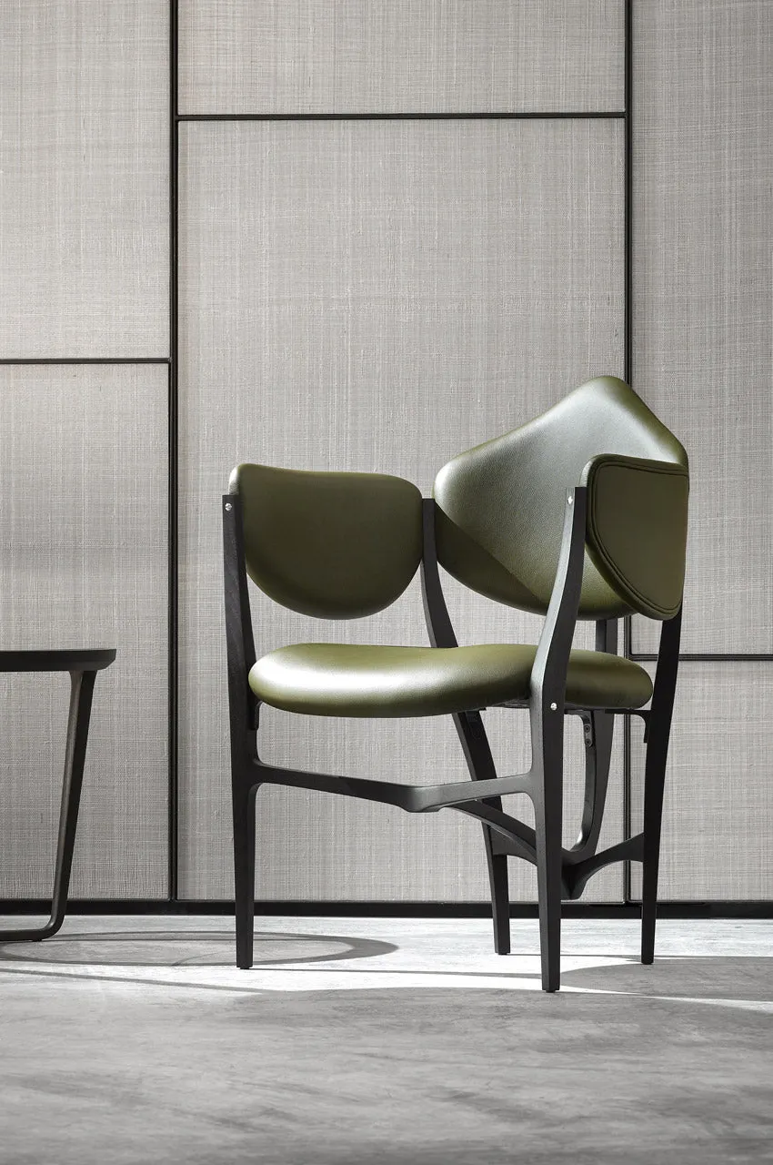 Stellage 52 Armchair
