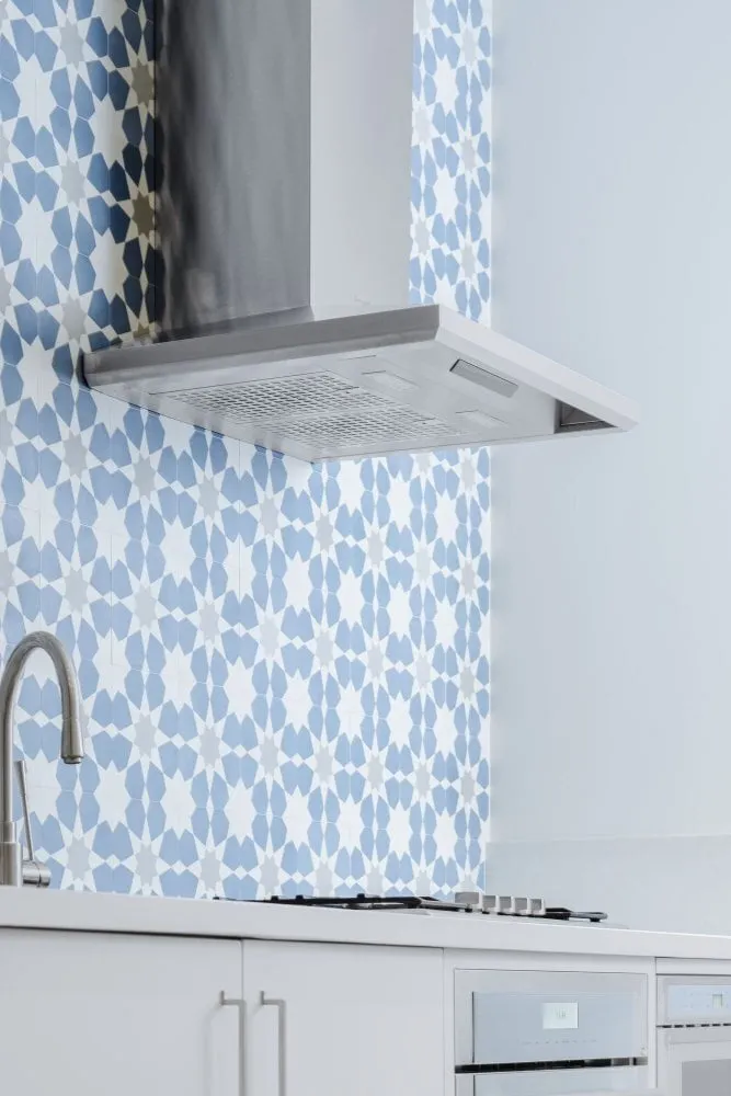 Thermador HMCB30WS 30-Inch Masterpiece? Pyramid Chimney Wall Hood With 600 Cfm