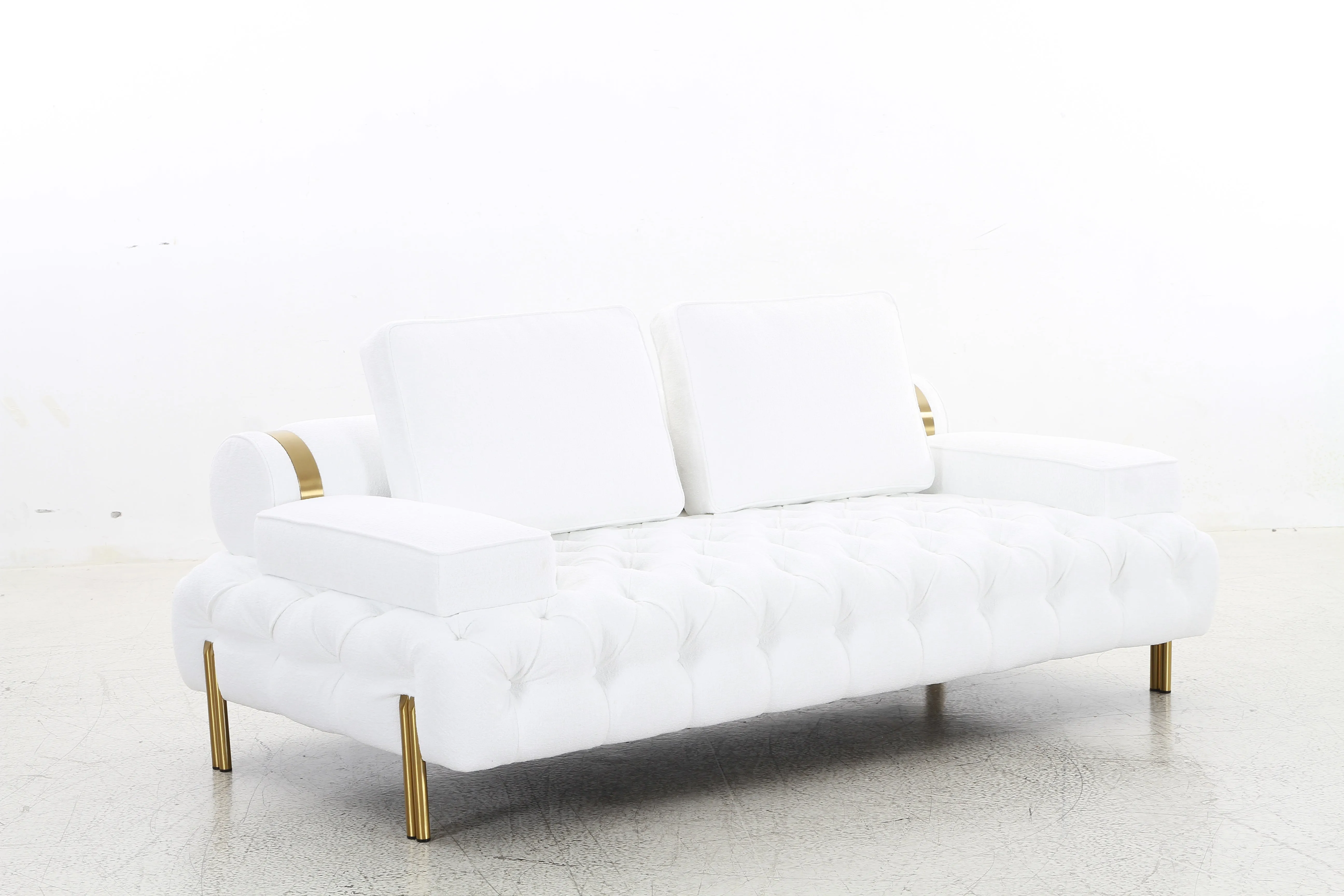 Tufting White Loveseat
