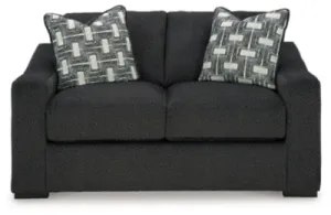Wryenlynn Loveseat
